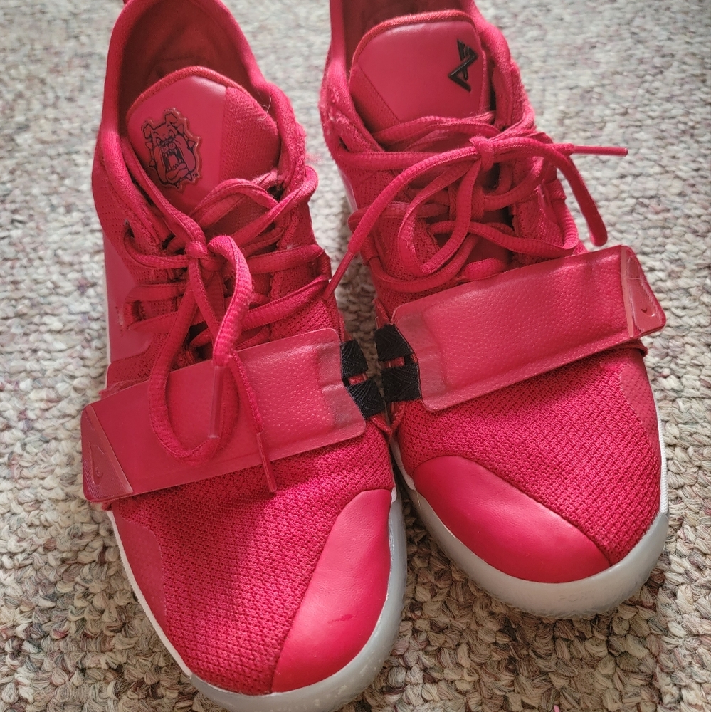 Nike boys athletic shoes